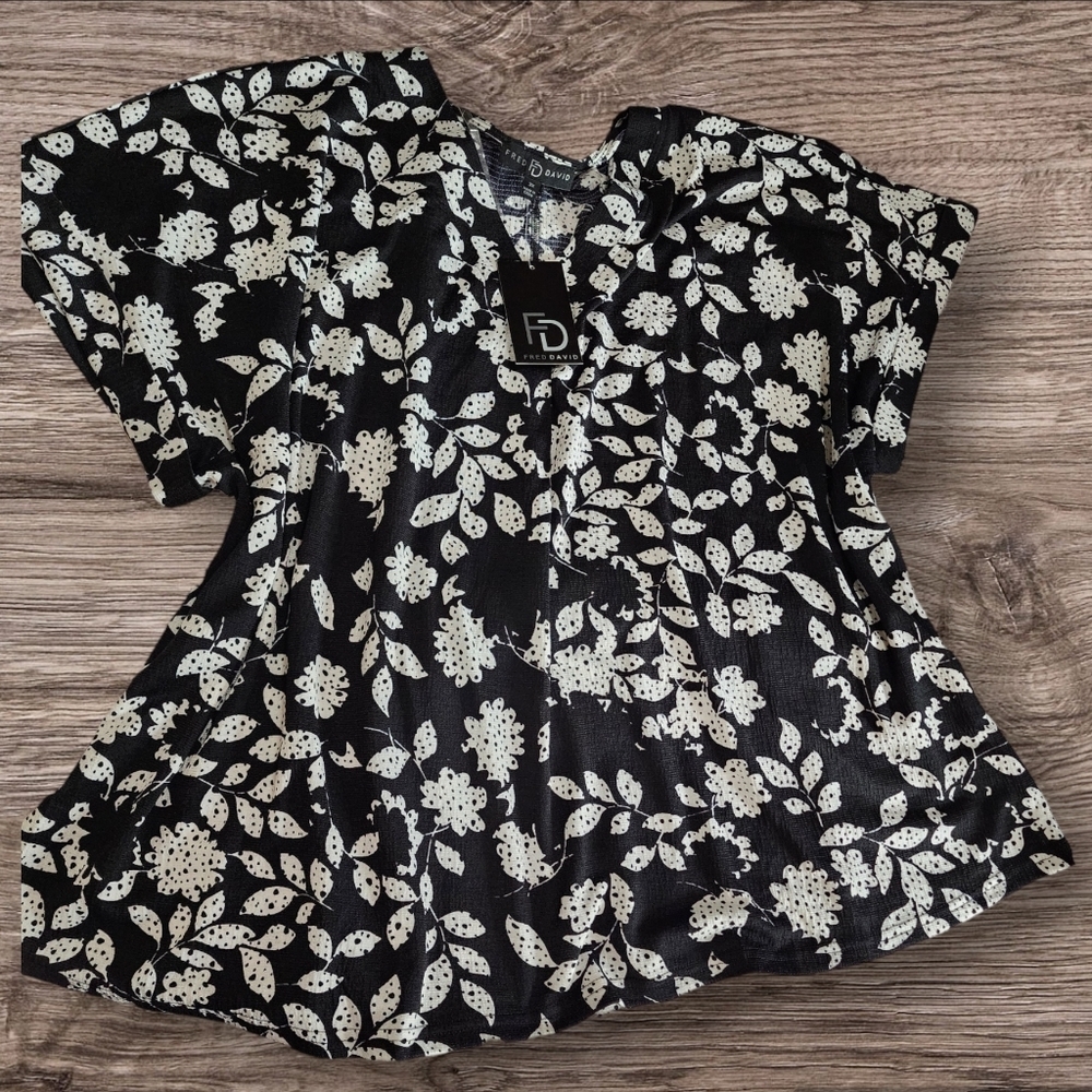 floral print blouse, dropped sleeves
